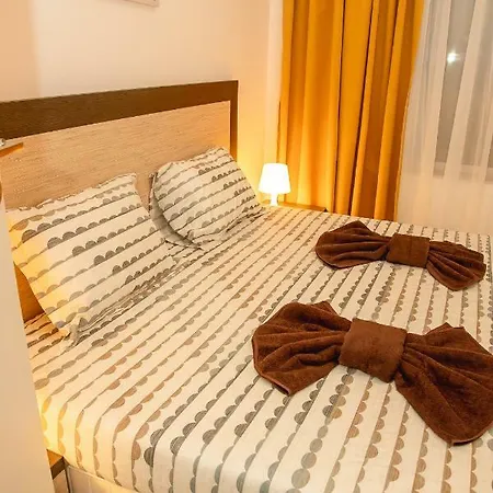 아파트 Sunset Vibes In - Breathtaking Views And Pool - By Flаt Manаger *