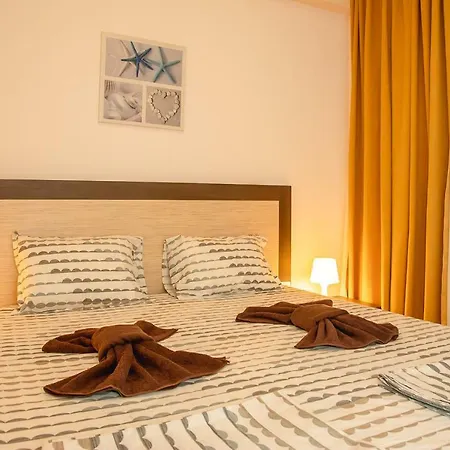 아파트 Sunset Vibes In - Breathtaking Views And Pool - By Flаt Manаger 아라피야