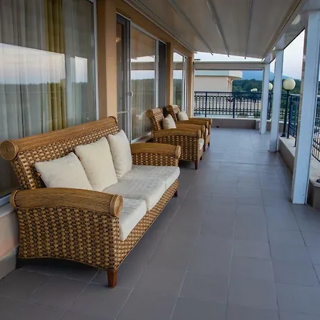 Sunset Vibes In - Breathtaking Views And Pool - By Flаt Manаger * 아라피야