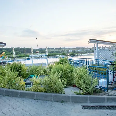 아파트 Sunset Vibes In - Breathtaking Views And Pool - By Flаt Manаger