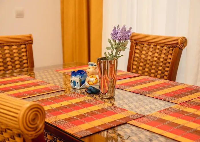 Апартамент Sunset Vibes In - Breathtaking Views And Pool - By Flаt Manаger