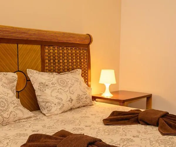 Апартамент Sunset Vibes In - Breathtaking Views And Pool - By Flаt Manаger Арапя