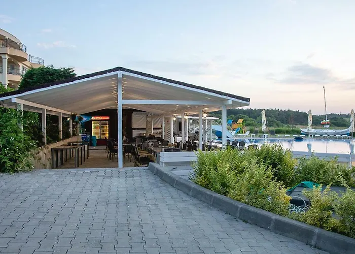 Sunset Vibes In - Breathtaking Views And Pool - By Flаt Manаger Апартамент *