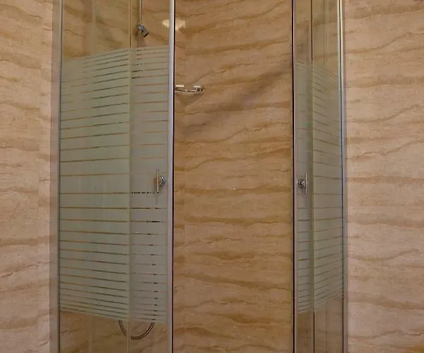 Апартамент Sunset Vibes In - Breathtaking Views And Pool - By Flаt Manаger *